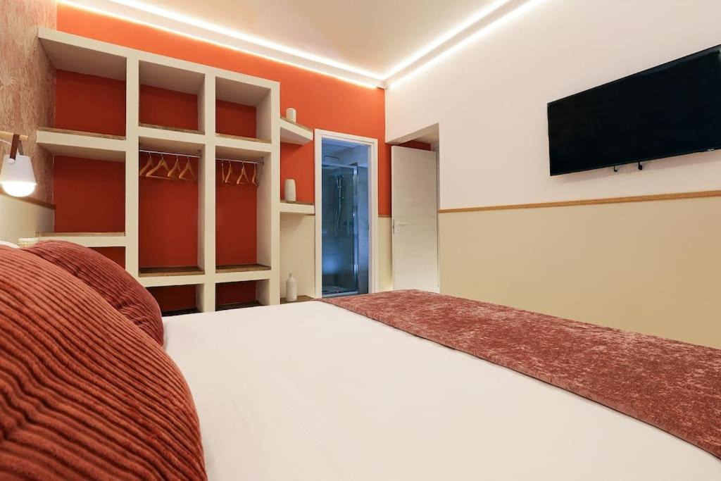 The Brick By Omen Hospitality Collection Rom